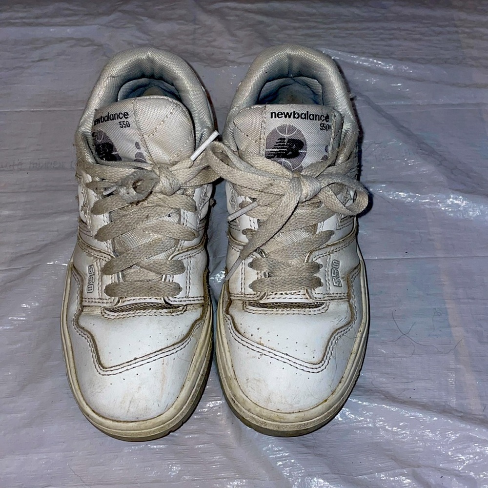 Worn New Balance 550 Big Kid Size 4 White